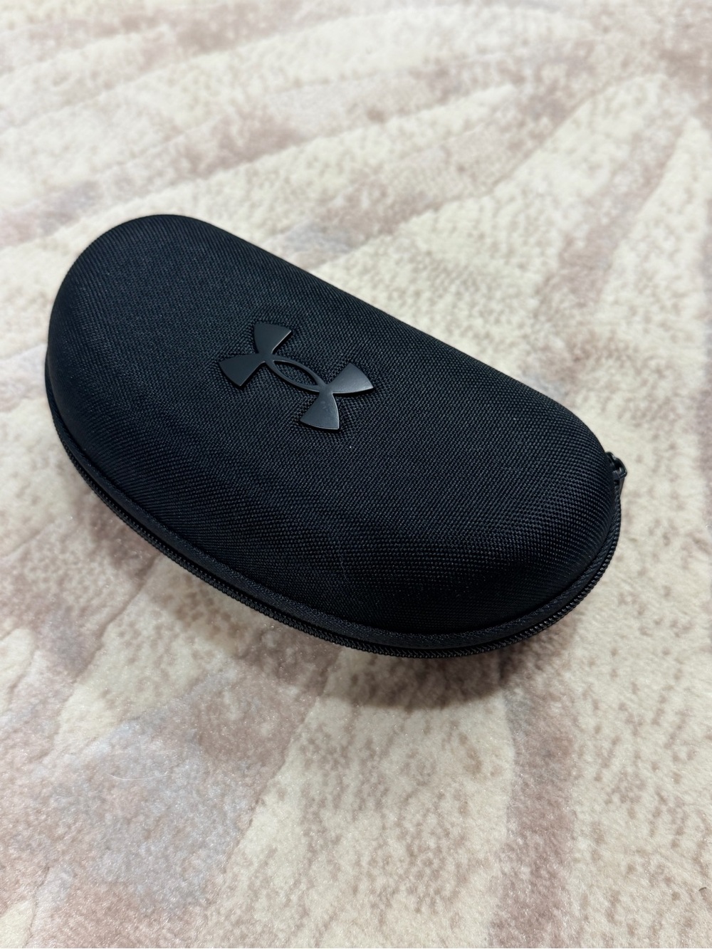 Under Armour Black Zip-Up Hard Shell Sunglasses Case